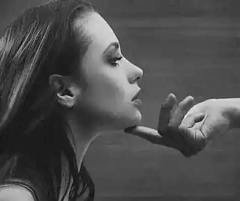 西檬之家字母圈sub是什么?了解臣服者的角色与实践解析 一